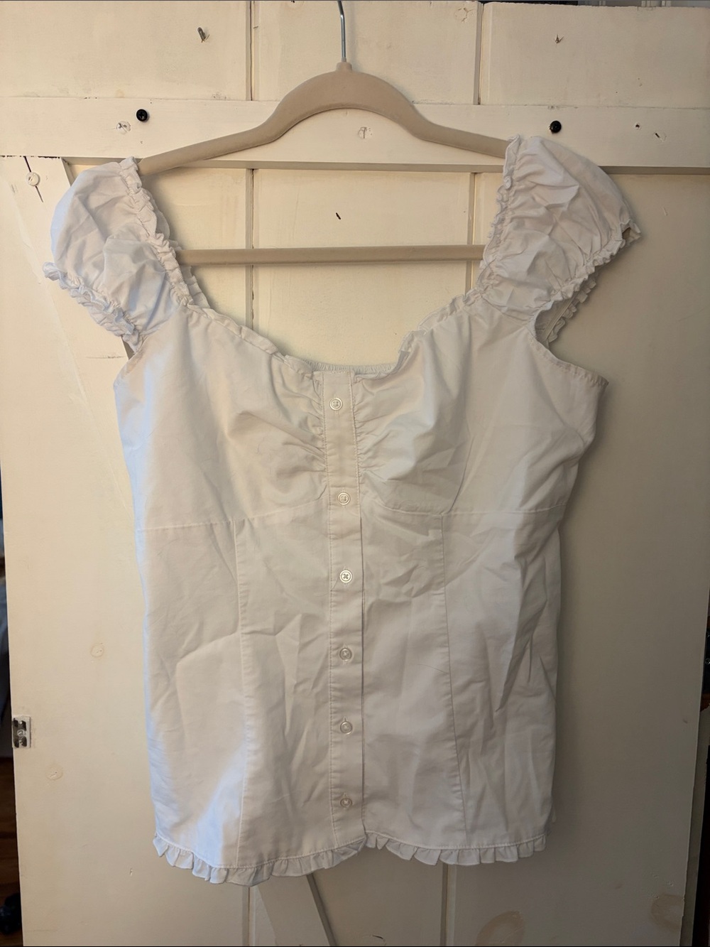 Hollister White Ruffle Cap-Sleeve Button Front Top